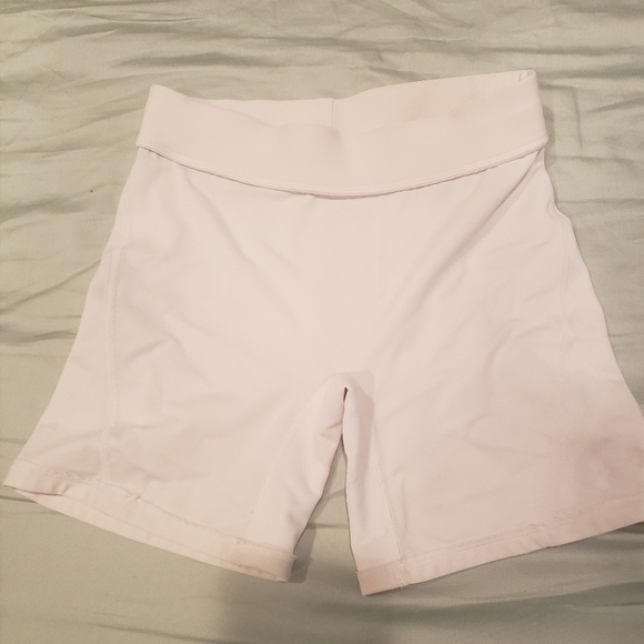 Sm Under Armor Compression Shorts - Picture 5 of 5